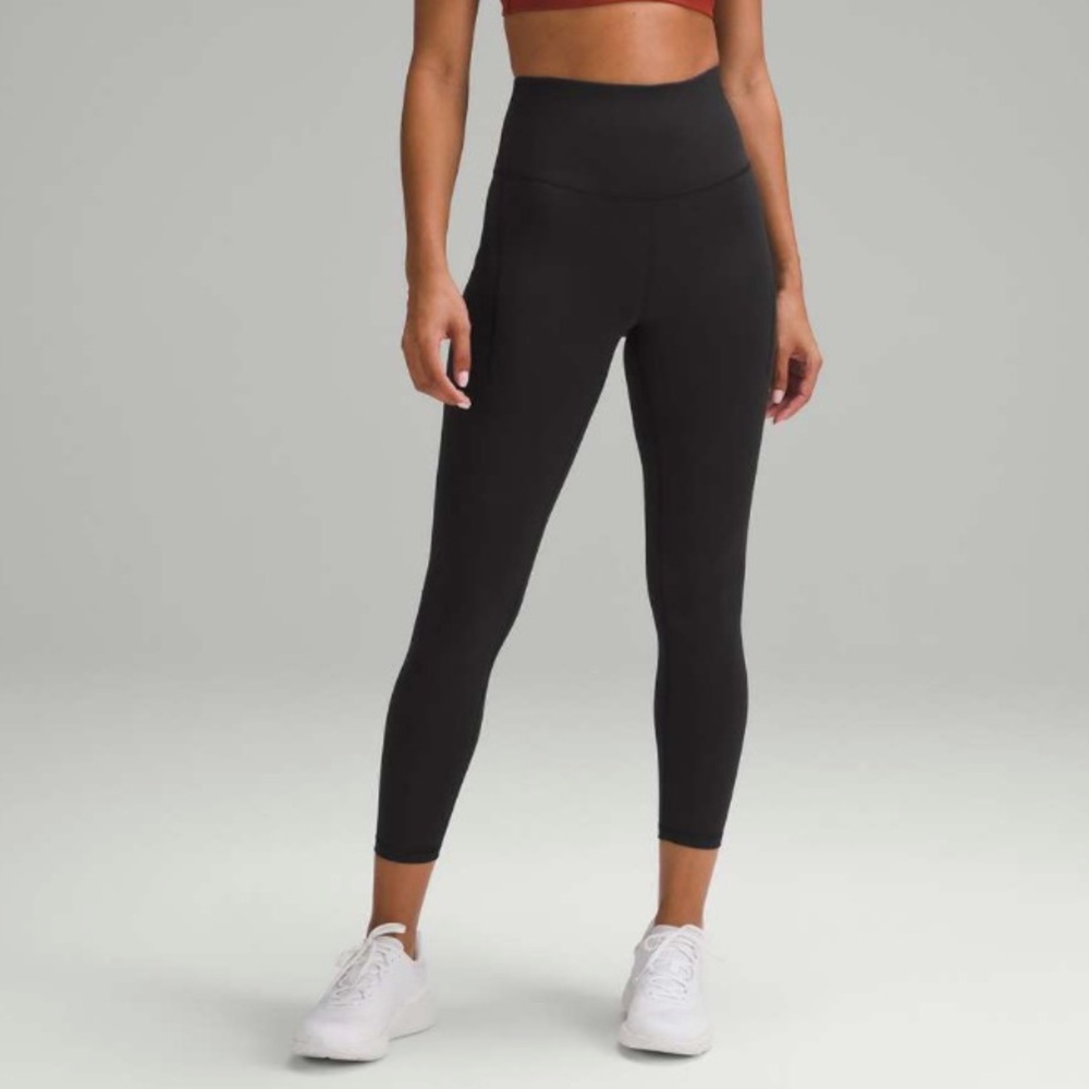 Lululemon Wunder Train High-Rise Tight with Pockets 25"
Black